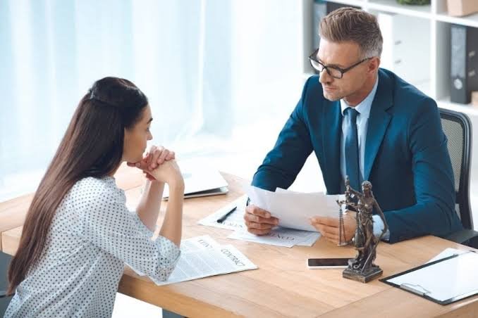 How to Choose the Right Lawyer for Your Case